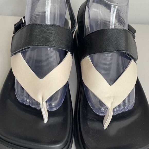Alohas Decade BICOLOR Black Cream Leather Thong Platform Sandals - Picture 7 of 10